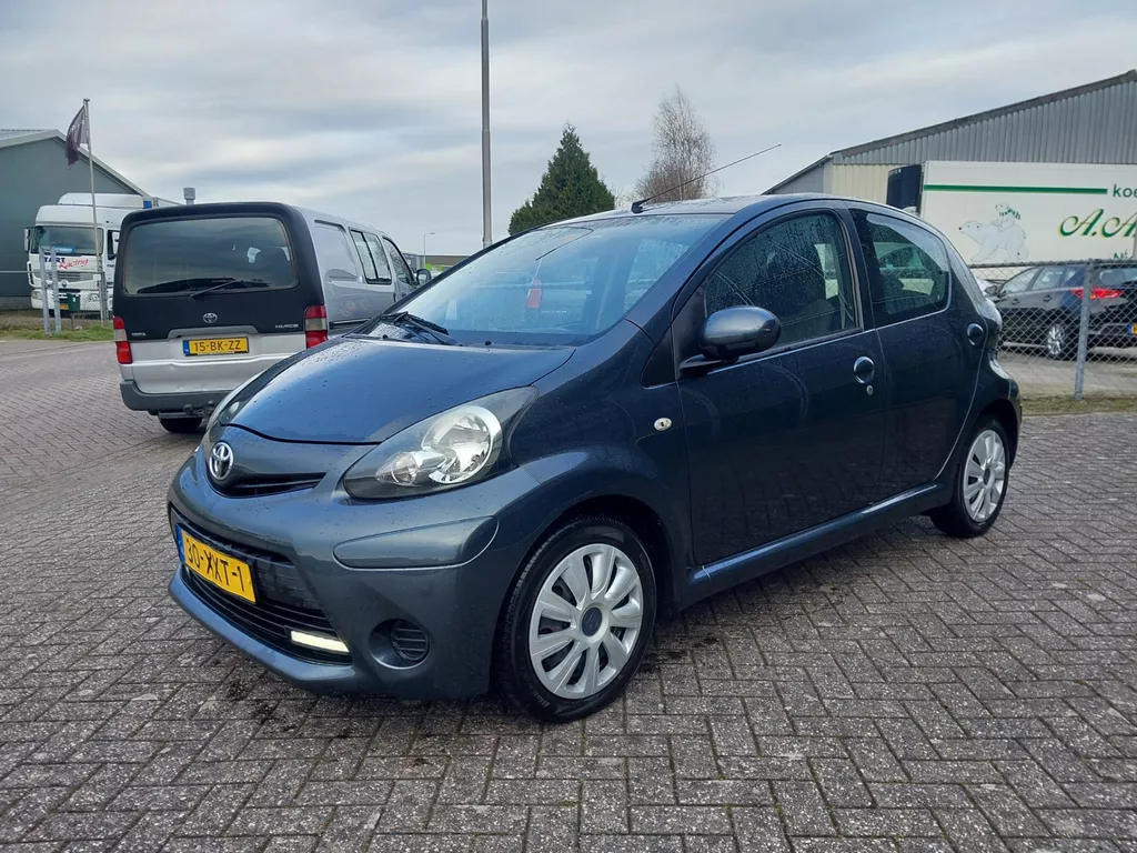 Toyota Aygo 1.0 VVT-i Aspiration !! AUTOMAAT !!