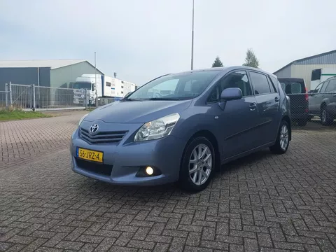 Toyota Verso 1.8 VVT-i Panoramic 7p. !! 7 - PERSOONS + NIEUW MODEL !!