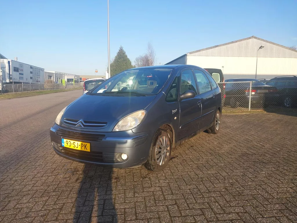 Citroen Xsara Picasso 2.0i-16V Caract&egrave;re